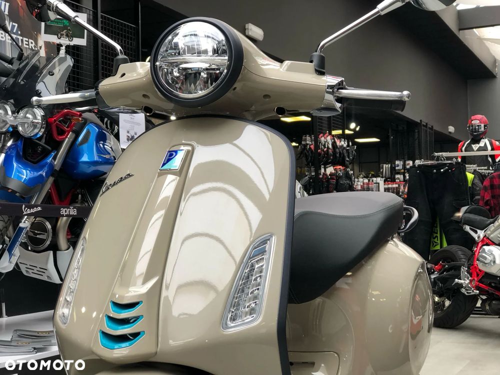 Vespa Primavera - 11