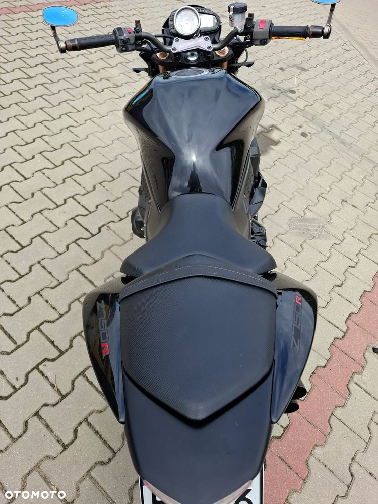 Kawasaki Z - 6