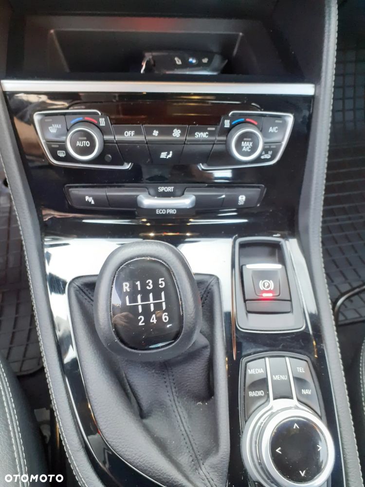 BMW Seria 2 216d Luxury Line - 15