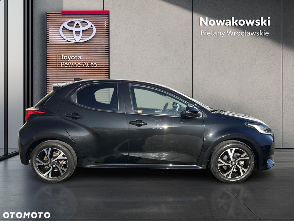 Toyota Yaris Hybrid 1.5 Style - 29