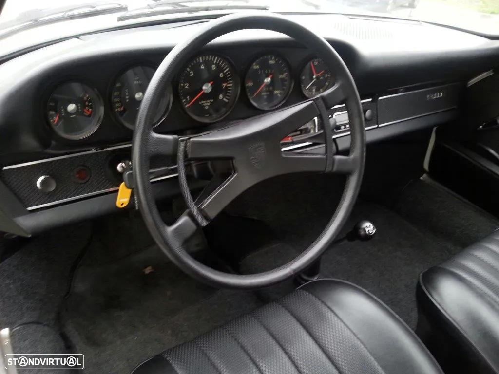Porsche 911 Série F E 2.2 - 8