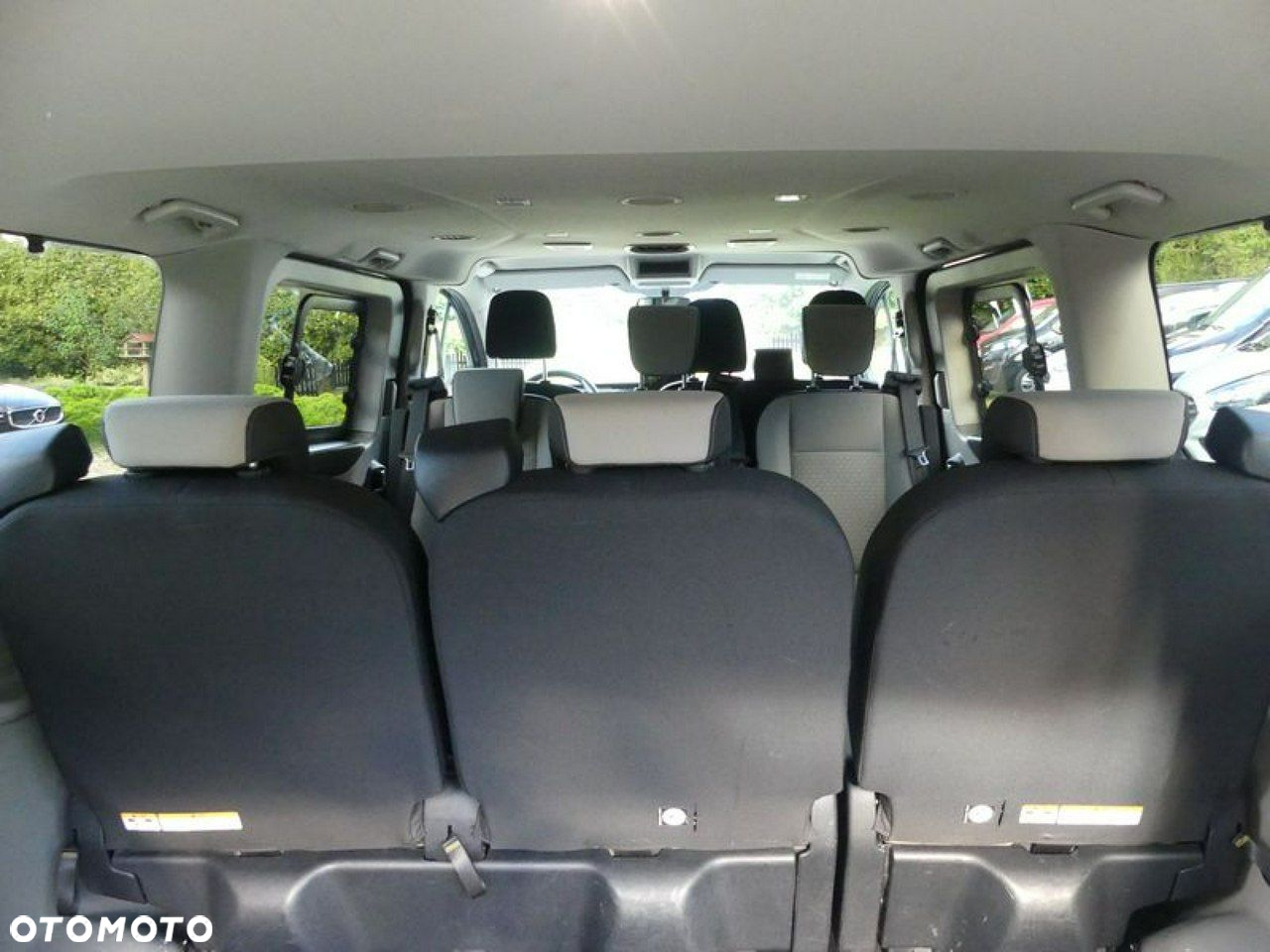 Ford Tourneo Custom - 14