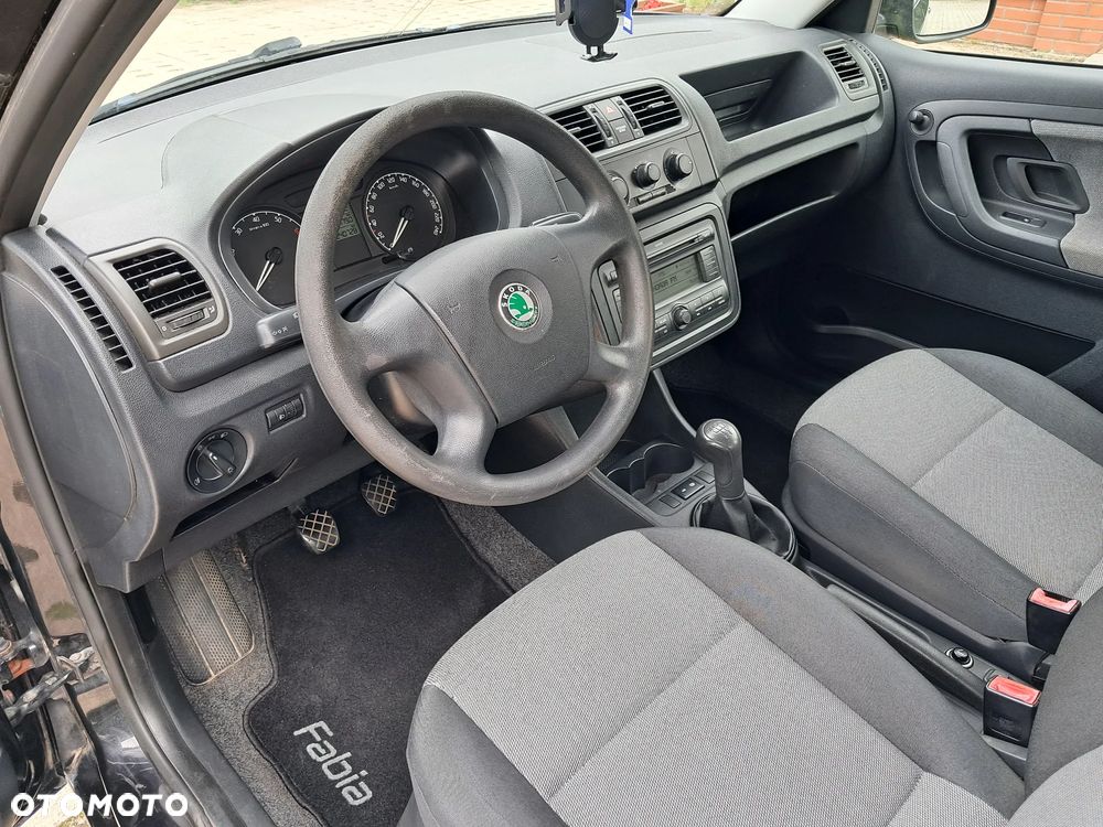 Skoda Fabia 1.2 HTP Classic - 6