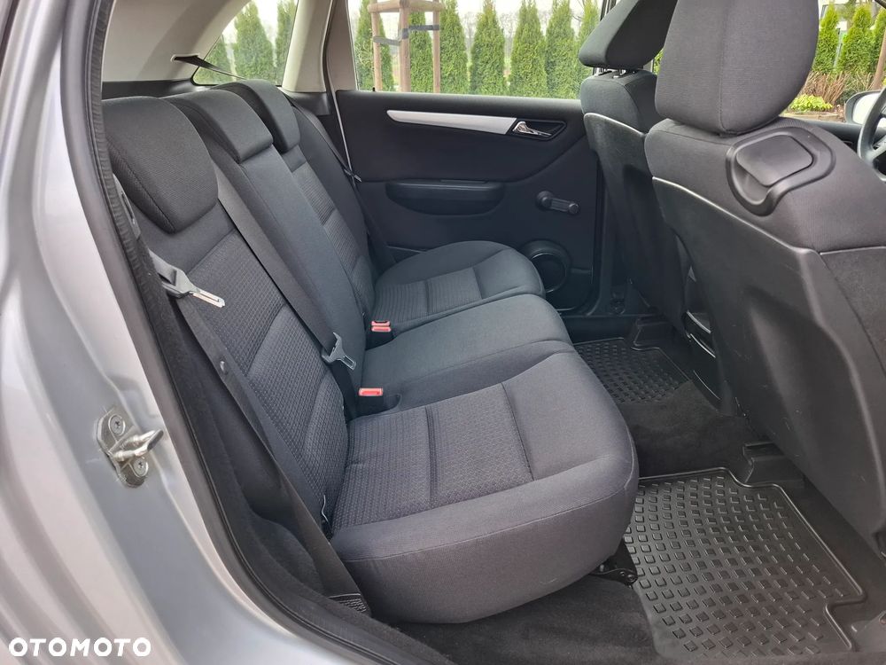 Mercedes-Benz Klasa B 170 Special Edition - 37