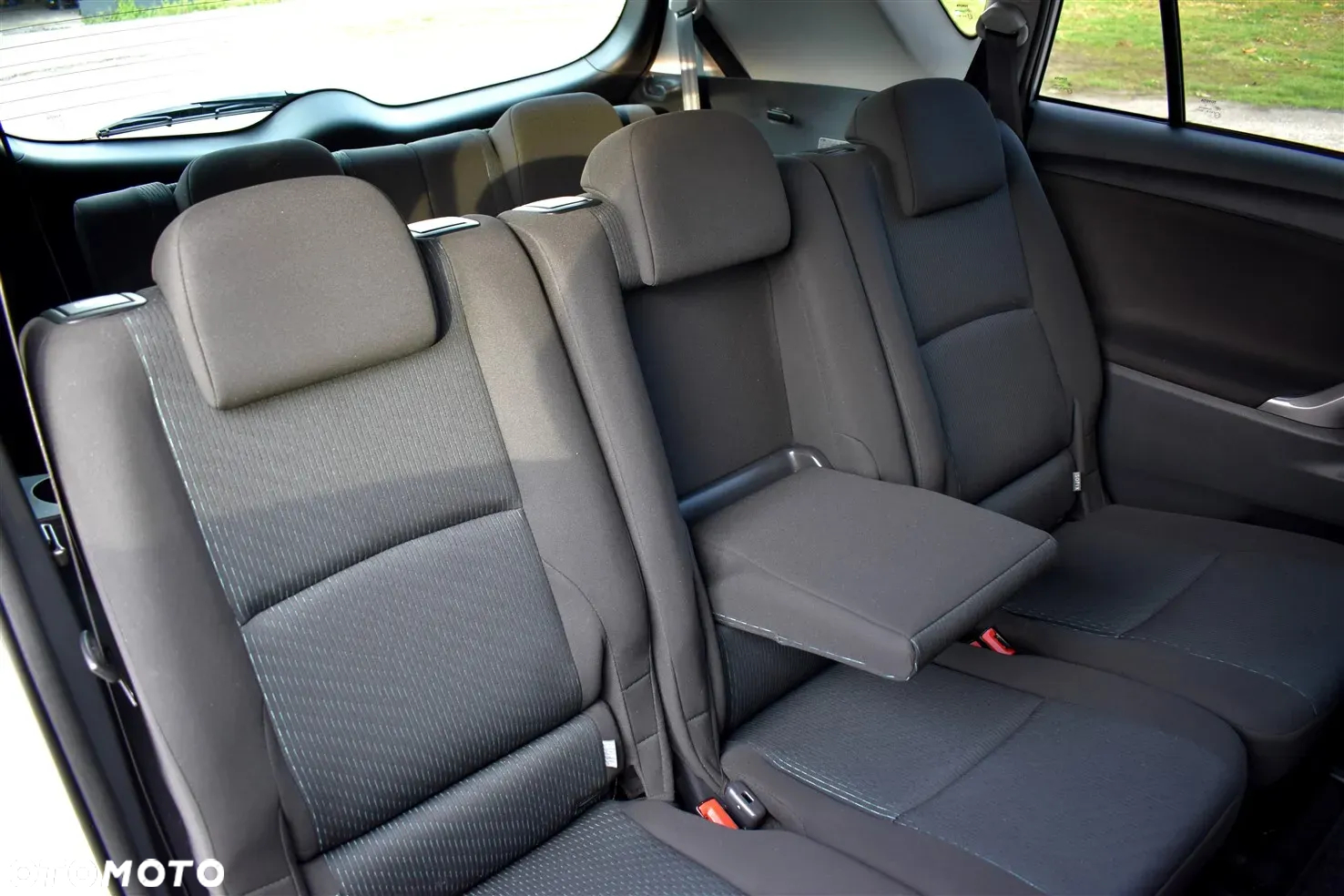 Toyota Verso 1.8 Sol plus NAVI 7os - 19