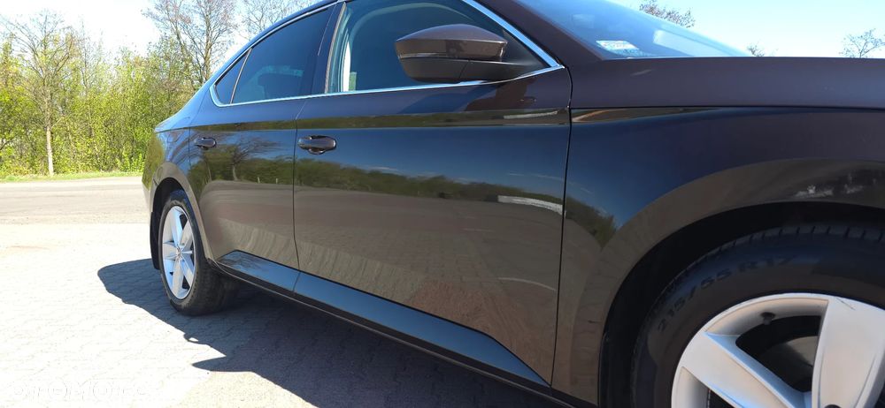 Skoda Superb 2.0 TSI Sportline DSG - 25