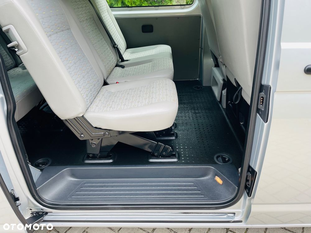 Volkswagen Transporter 2012