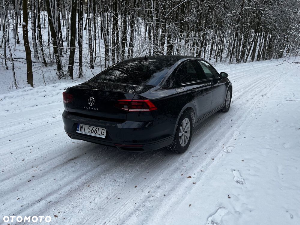 Volkswagen Passat 2.0 TDI EVO Essence DSG - 5