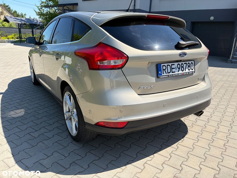 Ford Focus - 9