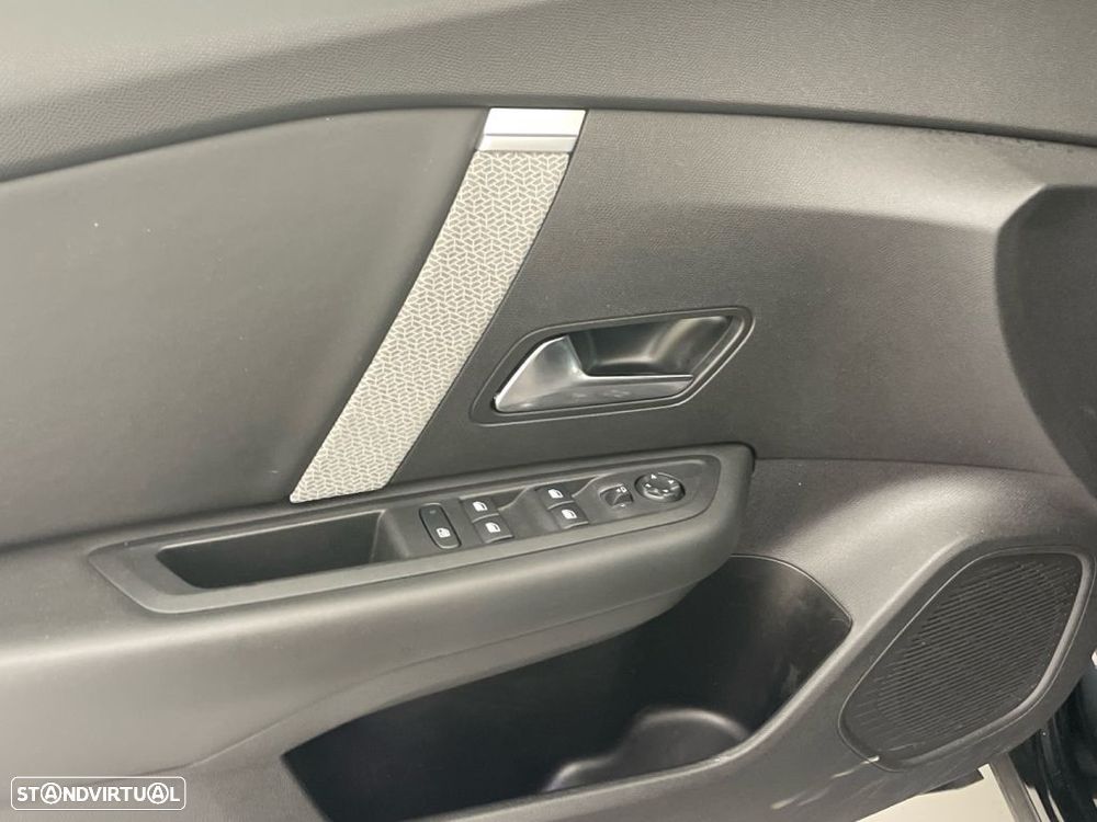Citroën C4 1.2 PureTech Shine EAT8 - 14