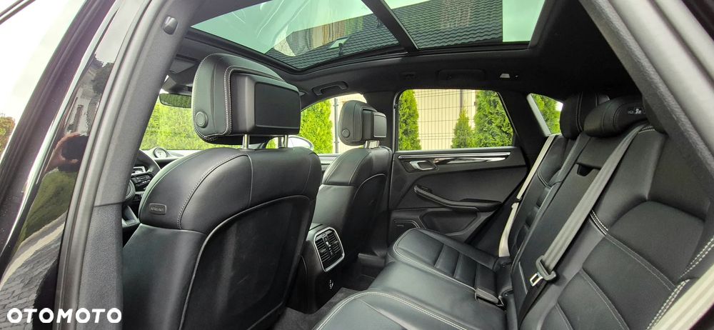 Porsche Macan T - 25