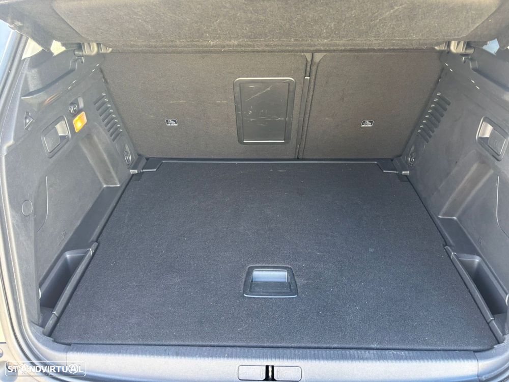 Peugeot 3008 1.5 BlueHDi Active - 11