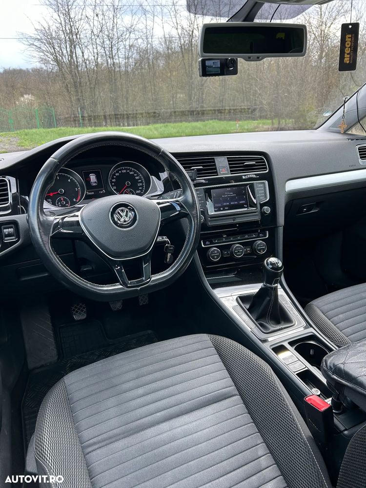 Volkswagen Golf 1.6 BlueTDI Cup - 10