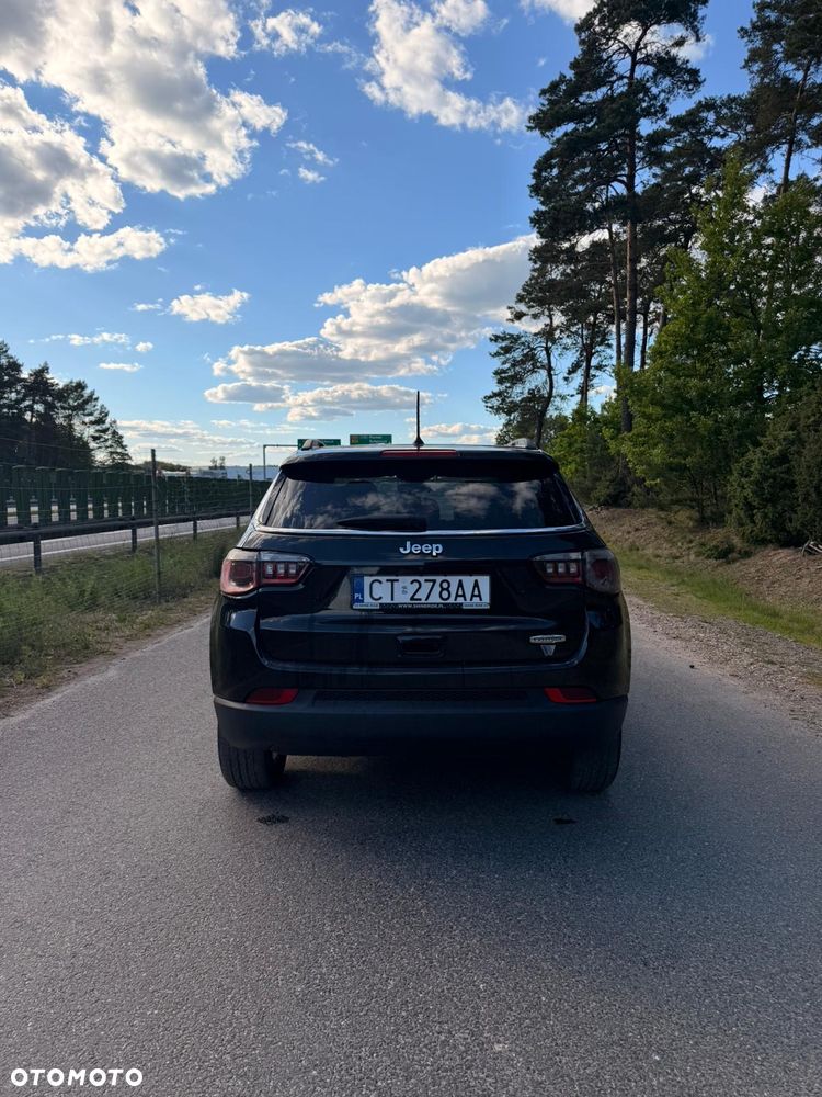 Jeep Compass - 4