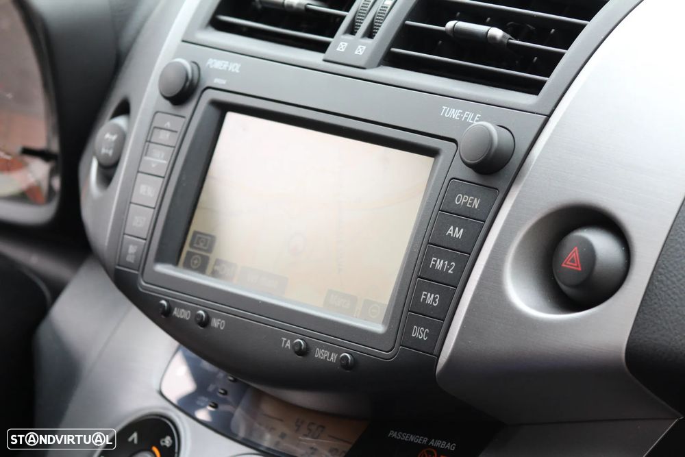 Toyota RAV4 2.2 D-4D Cross Sport NAVI - 27