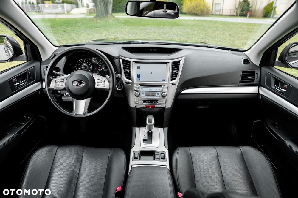 Subaru Outback 2.5i Comfort AT - 28