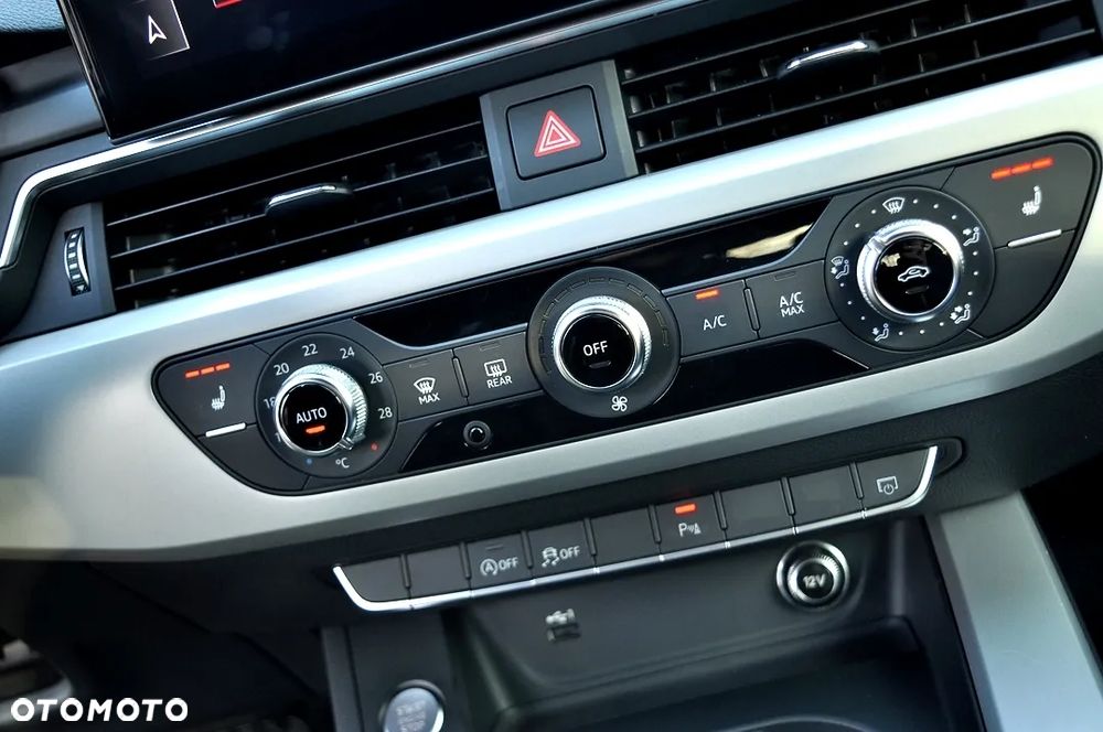 Audi A4 Avant 40 TDI S Line S tronic - 32