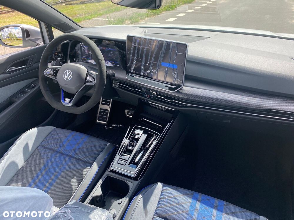 Volkswagen Golf 2.0 TSI 4Motion R DSG - 12