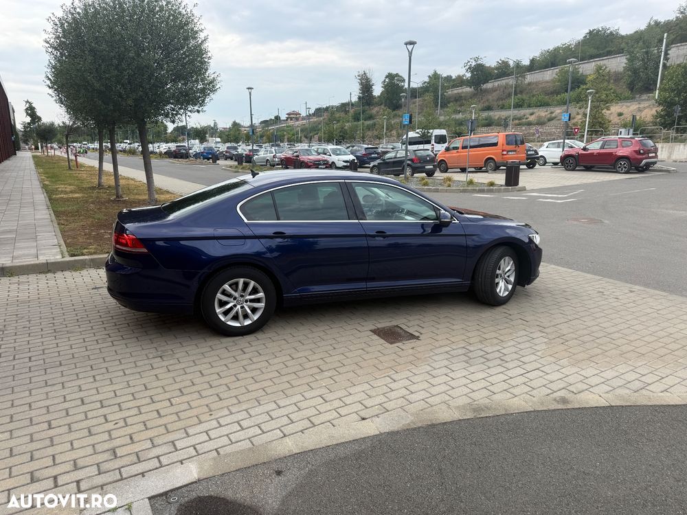 Volkswagen Passat 2.0 TDI Comfortline - 4