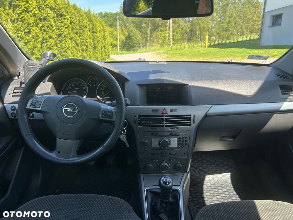 Opel Astra 1.8 Elegance - 25
