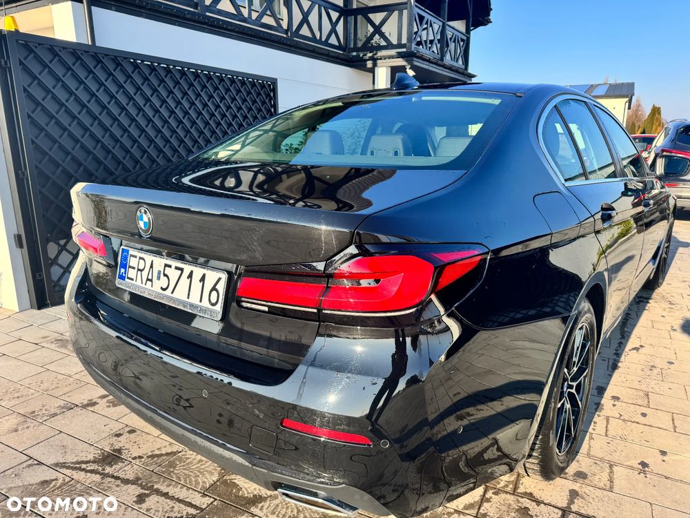 BMW Seria 5 520d Sport Line sport - 8