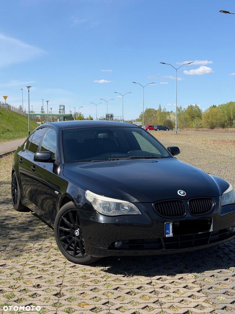 BMW Seria 5 525i - 1