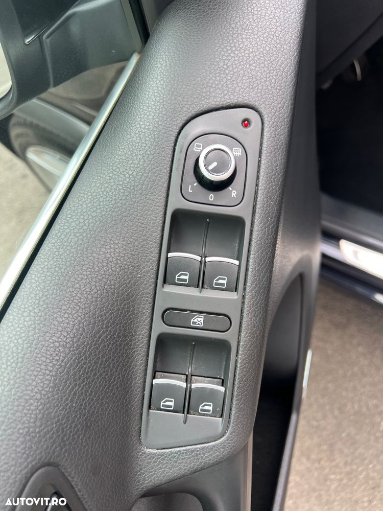Volkswagen Tiguan 2.0 TDI DPF 4Motion BlueMotion Technology Cup Sport & Style - 13