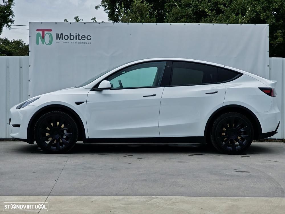 Tesla Model Y Long Range Dual Motor AWD - 7
