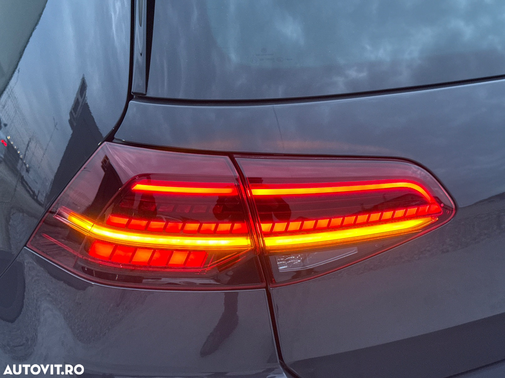 Volkswagen Golf 2.0 TDI DSG R-Line - 35