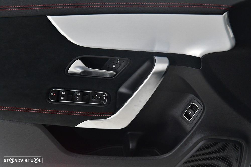 Mercedes-Benz CLA 180 - 19