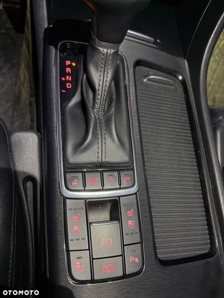 Kia Optima 1.7 CRDI L DCT - 23