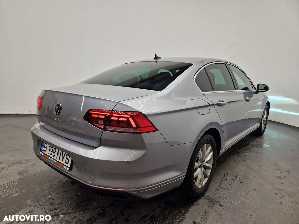 Volkswagen Passat 1.5 TSI ACT DSG Comfortline - 3