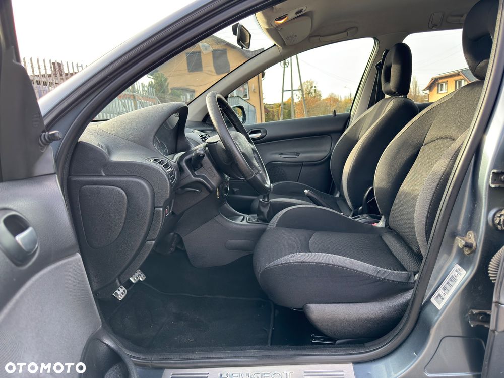 Peugeot 206 1.4 Quiksilver - 11