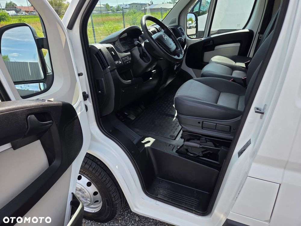 Citroën Jumper 2.2HDI 130KM / Brygadówka 6-osob / L3H2 / Bagażnik / HAK - 15
