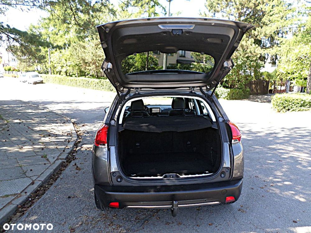 Peugeot 2008 BlueHDi 100 STOP & START Style - 26