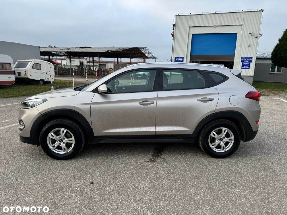 Hyundai Tucson blue 1.6 GDi 2WD Navi - 12