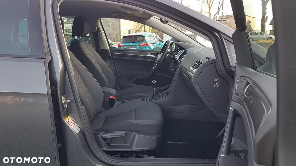 Volkswagen Golf 1.0 TSI Join - 28