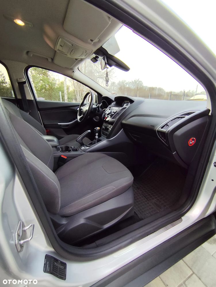 Ford Focus - 11