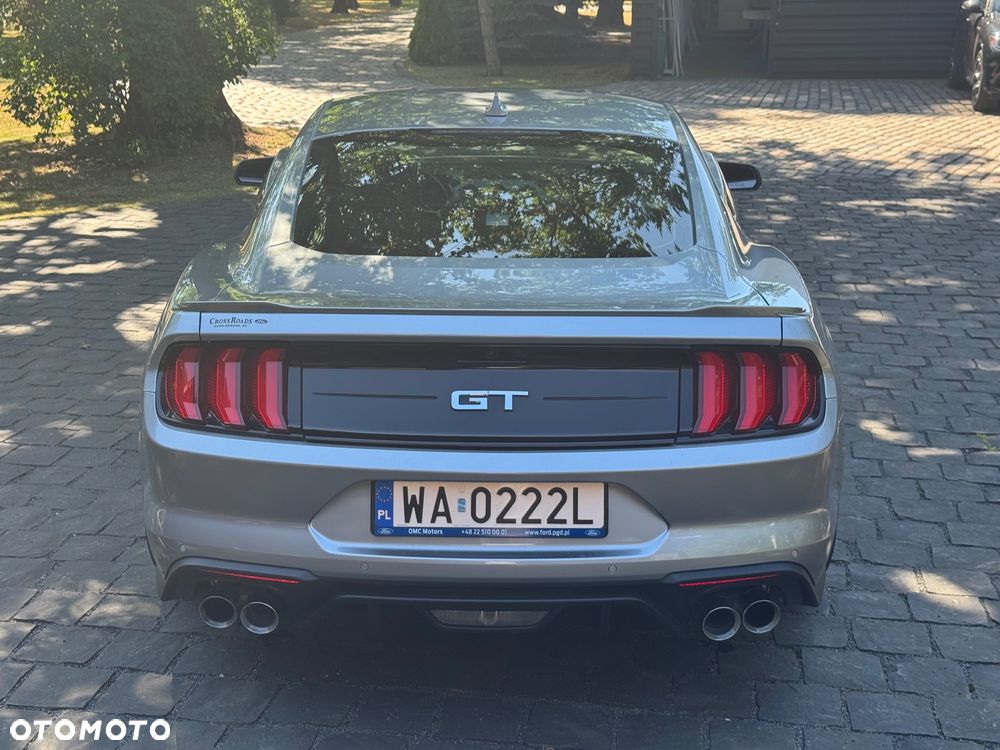 Ford Mustang - 6
