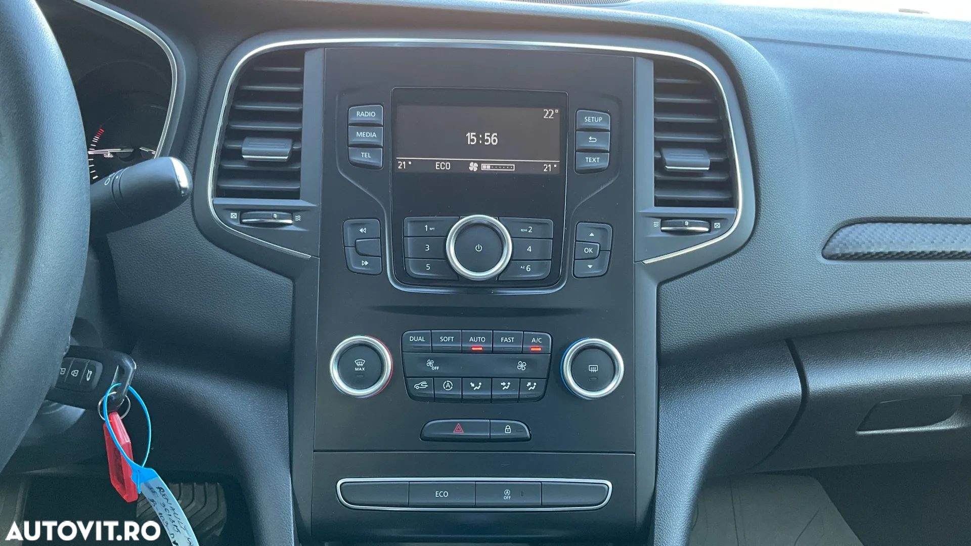 Renault Megane TCe EDC Zen - 22