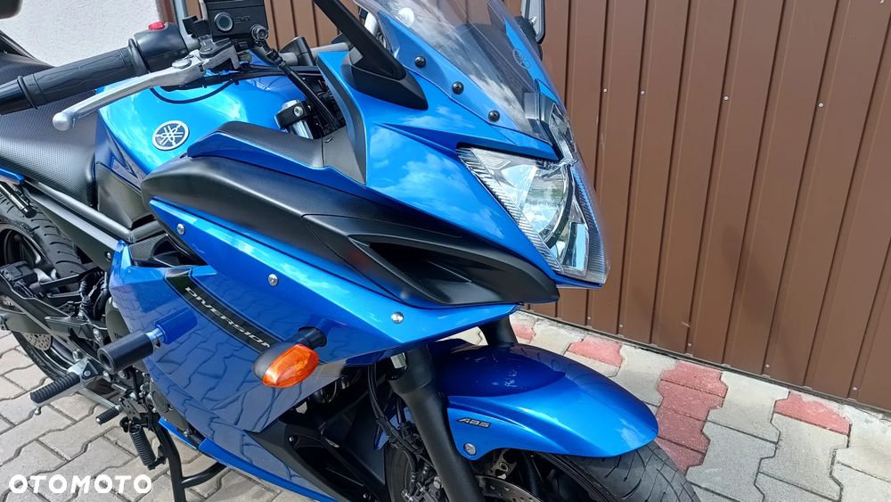 Yamaha XJ - 6
