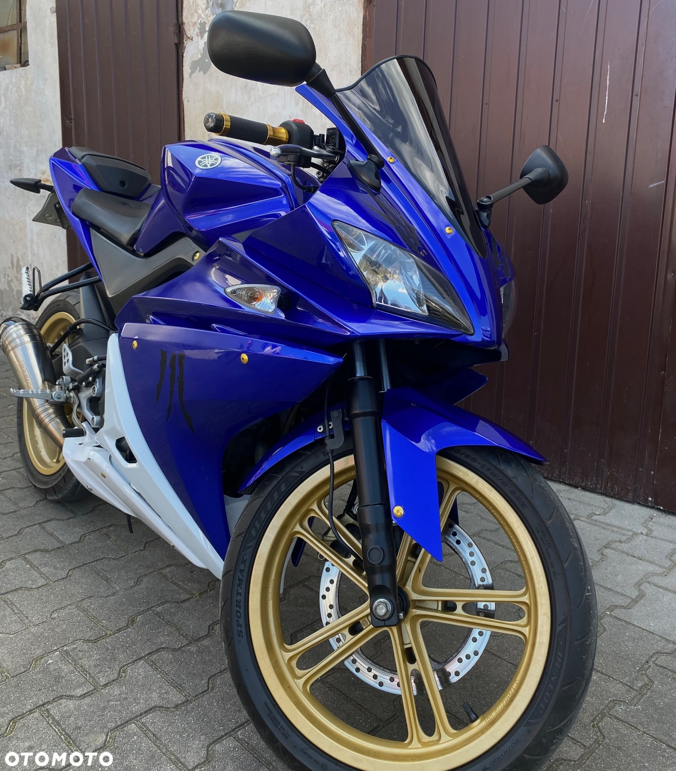 Yamaha YZF - 3