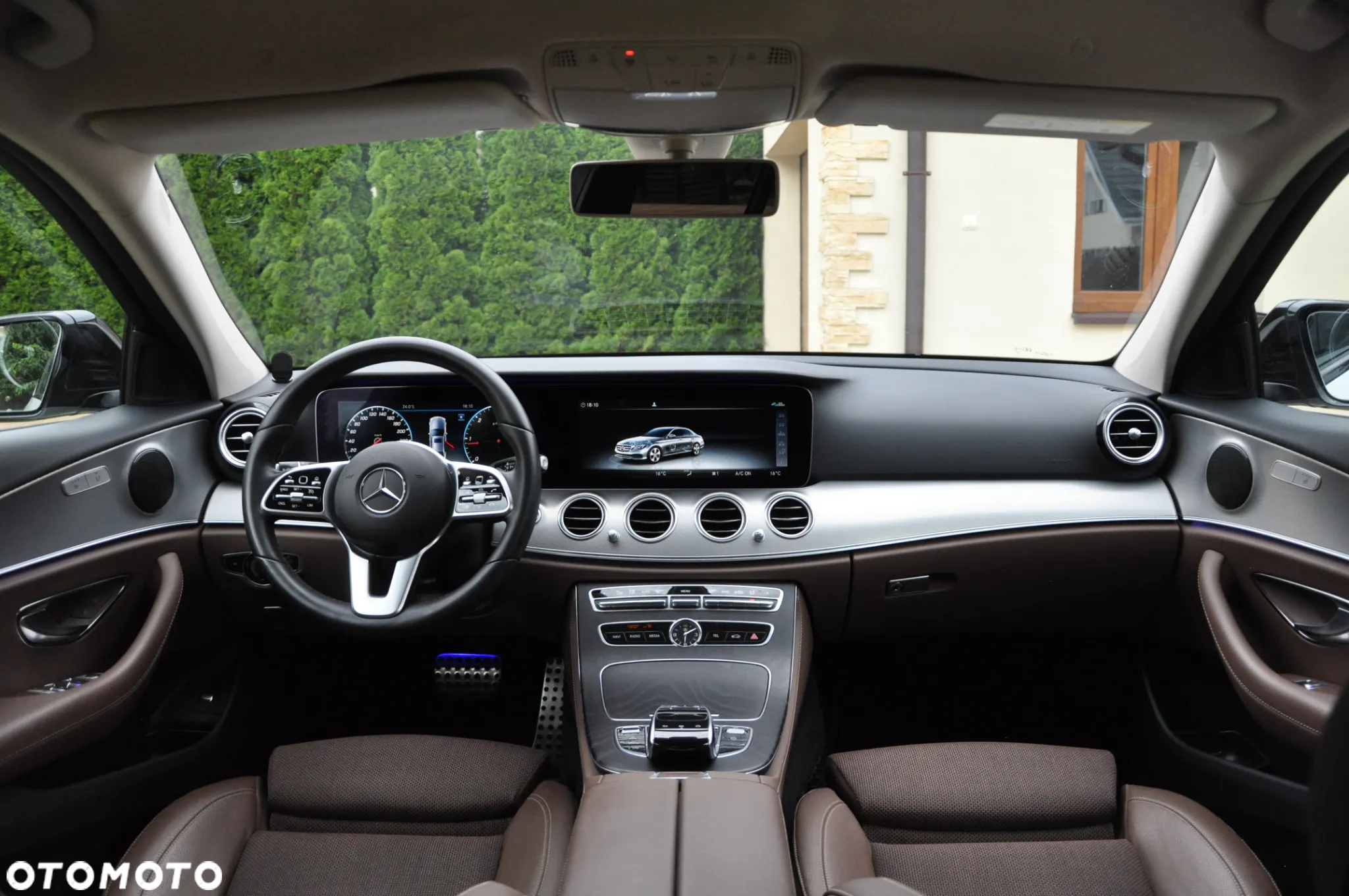 Mercedes-Benz Klasa E - 36