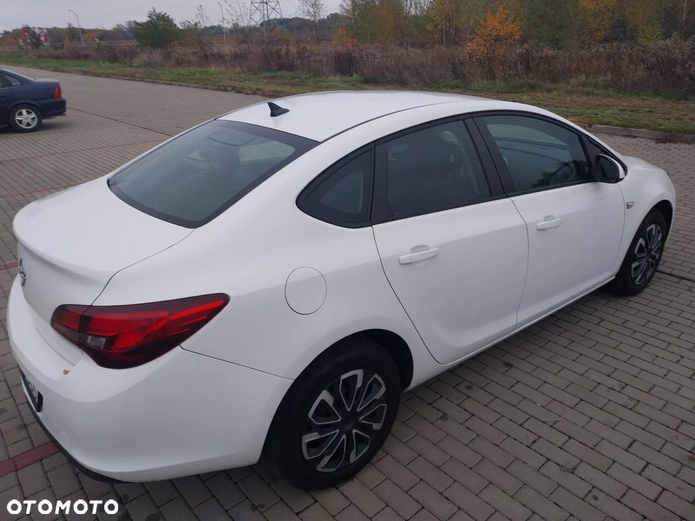 Opel Astra - 6