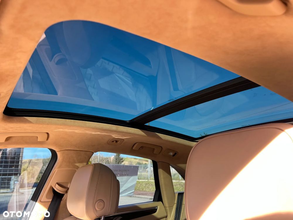 Porsche Macan Turbo PDK - 15