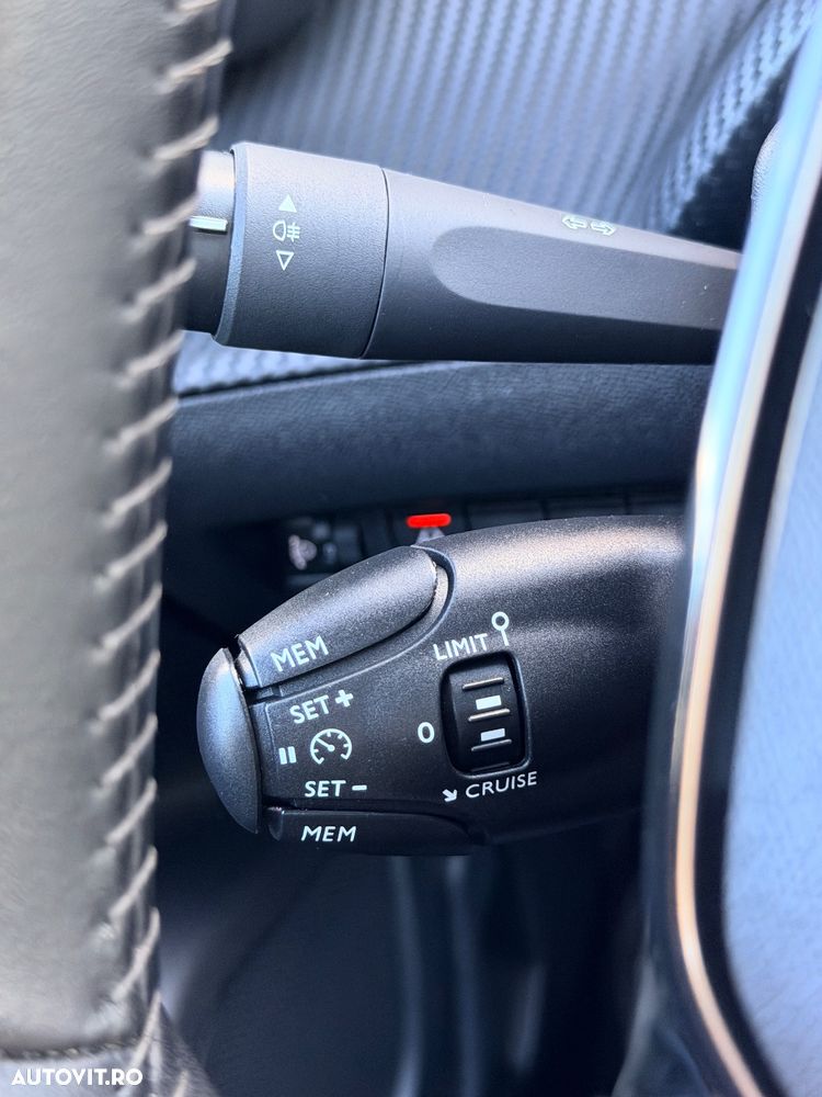 Peugeot 2008 PureTech 100 Stop&Start Active - 27