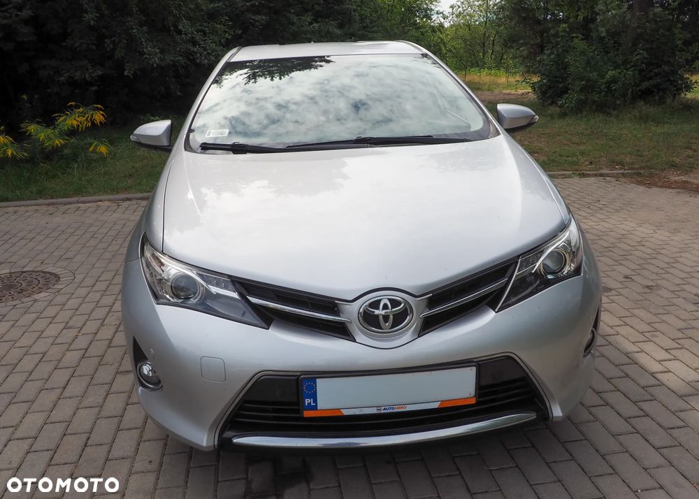 Toyota Auris - 1