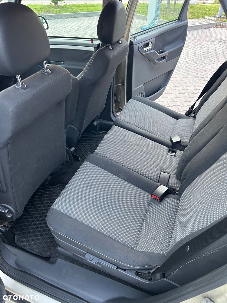 Opel Meriva 1.6 Cosmo MTA - 10