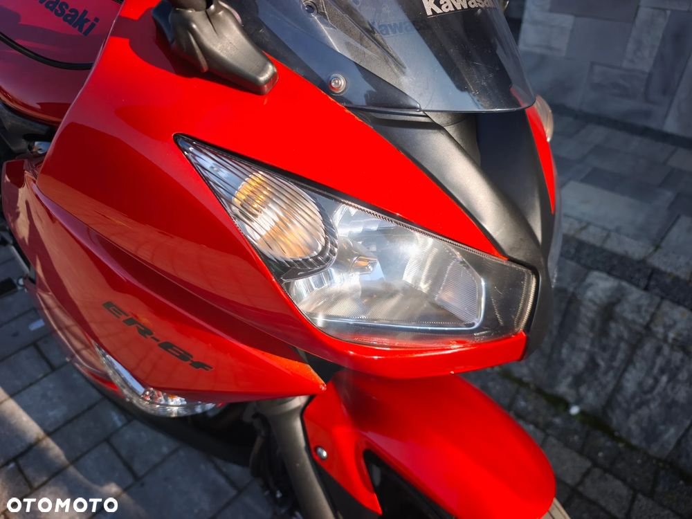 Kawasaki ER - 25