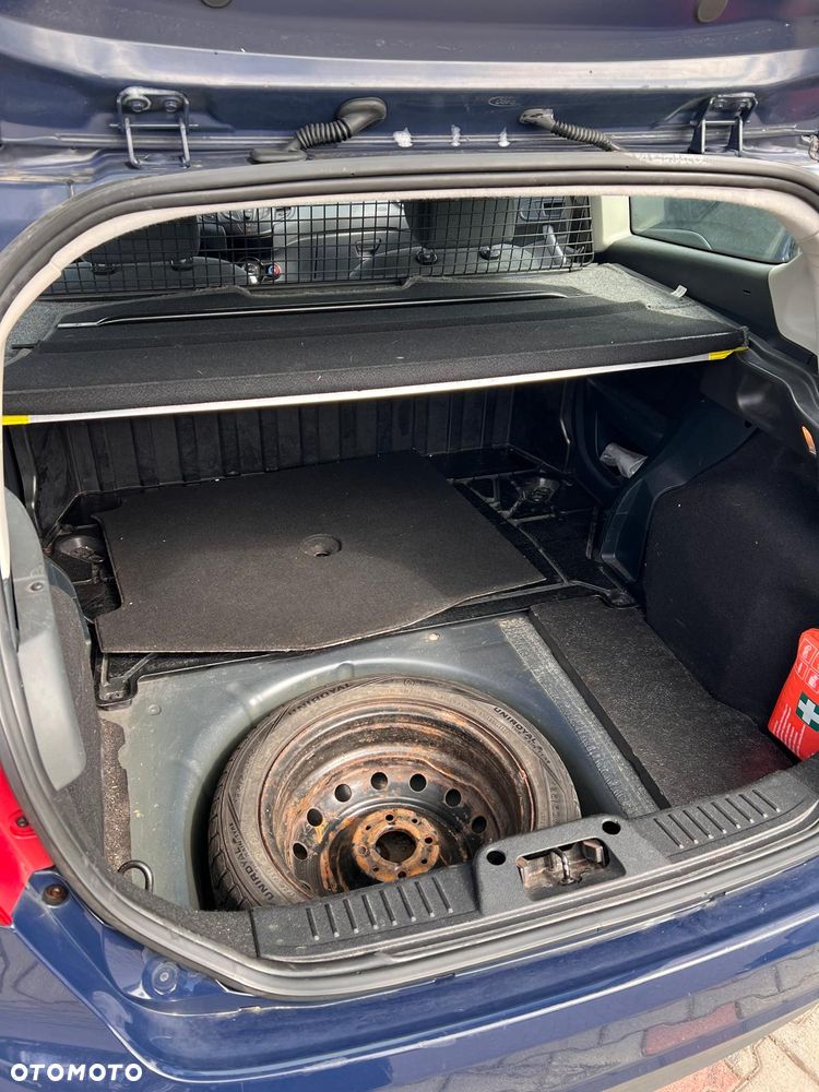 Ford Fiesta 1.4 TDCi Champions Edition - 7